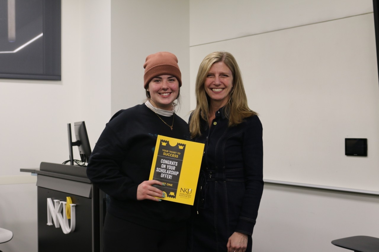 Gannon gifting scholarship